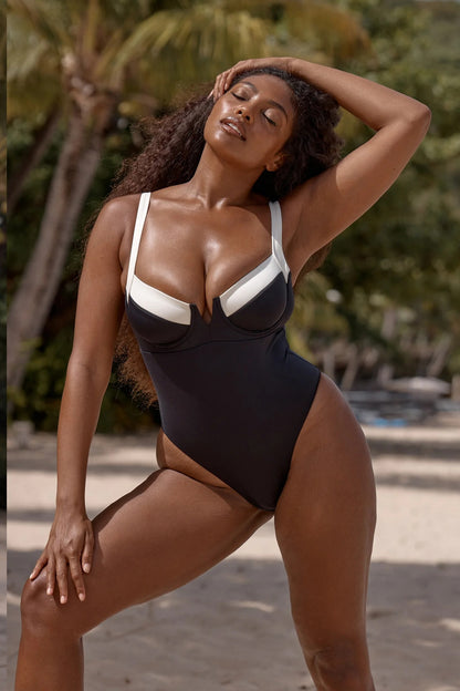 CLOVELLY™ - One Piece